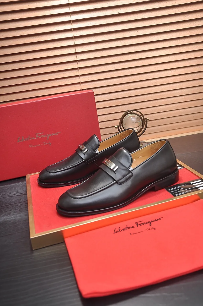 Men's shoes 💰620💶 [Ferragamo/Ferragamo] The latest model in the counter. Original imported open-sided high-quality cowhide hand-woven + imported 🐂 cowhide + original luxury metal buckle + original combination outsole. Comparative and stress-free 38--45 (45 custom-made)